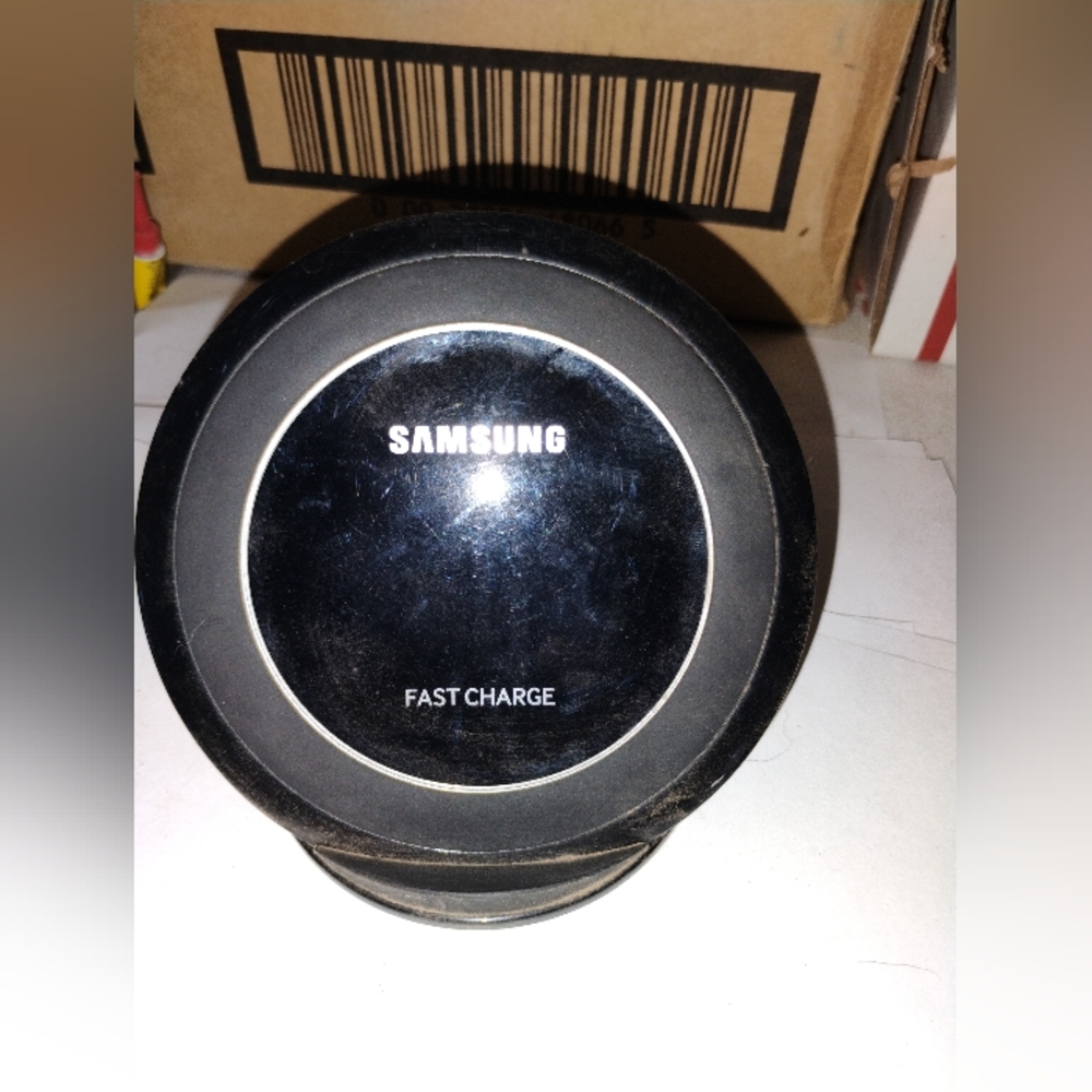 Samsung Fast Charge Wireless Charger EP-NG930 BLACK